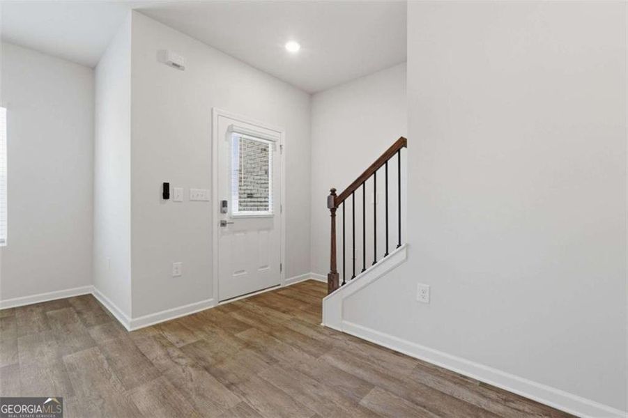 Spacious, unfurnished interior of a new home in Parkway James, Snellville (Image 28).