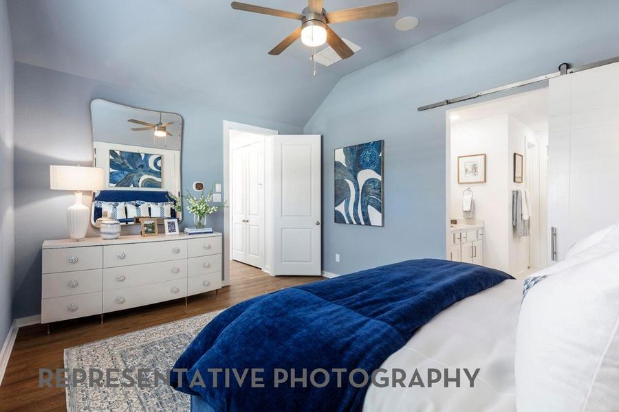 Furnished interior view inside a new home in Pomona, Manvel (Image 23).
