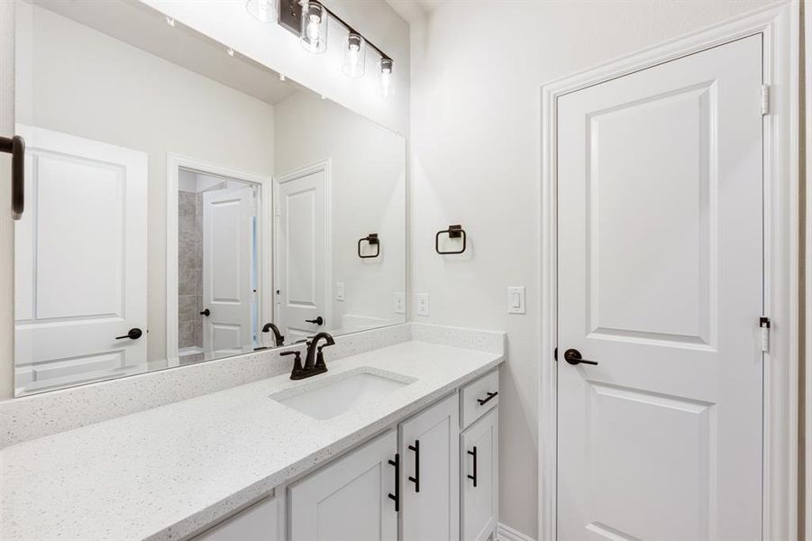 Furnished interior view inside a new home in Liberty, Melissa (Image 12).