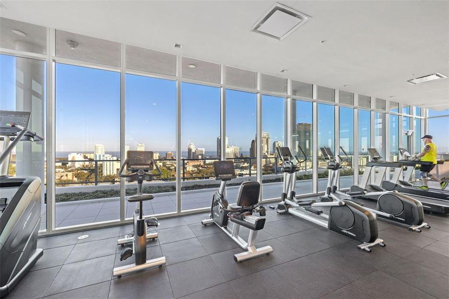 Community amenities in , St. Petersburg (Image 40).