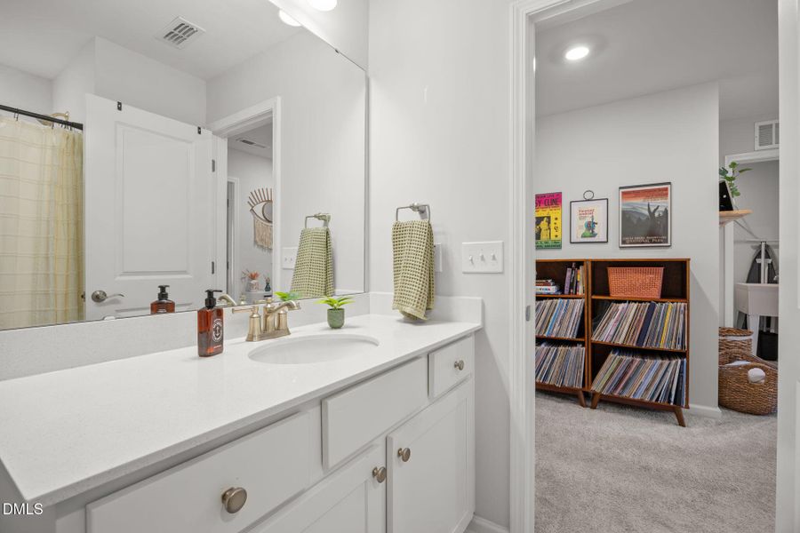 44-web-or-mls-IMG_9102 44-web-or-mls-IMG_9102