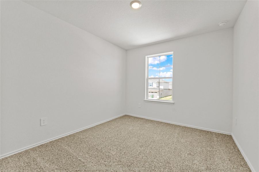 Spacious, unfurnished interior of a new home in Palomino, Manor (Image 38).