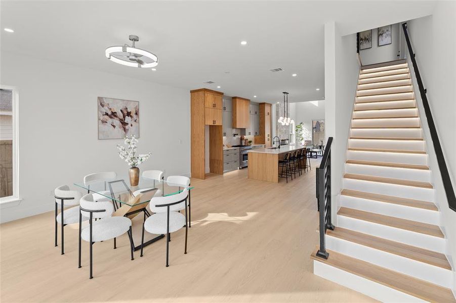 Furnished interior view inside a new home in , Dallas (Image 6).