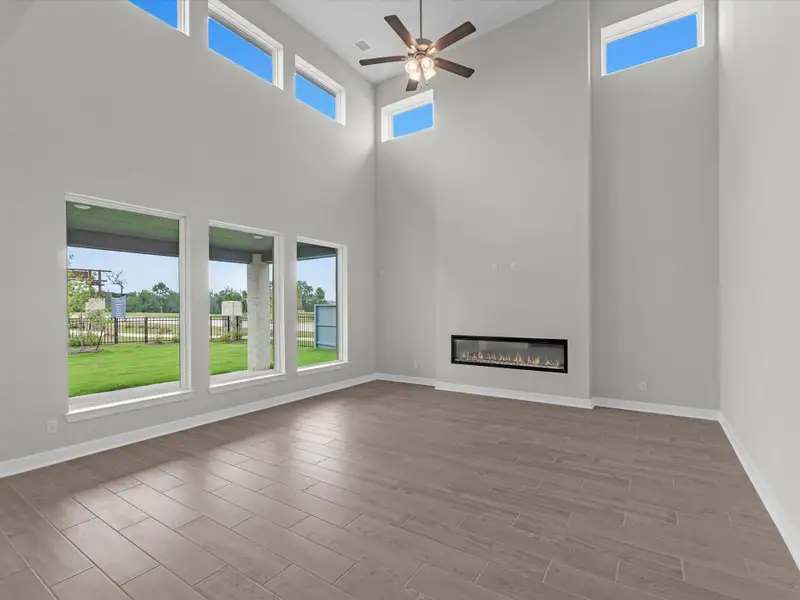 Representative image. Features, specifications, selections and colors may vary.