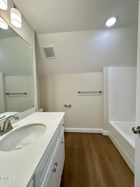 53b4dcef-0c45-4787-9267-8c5dede09efa