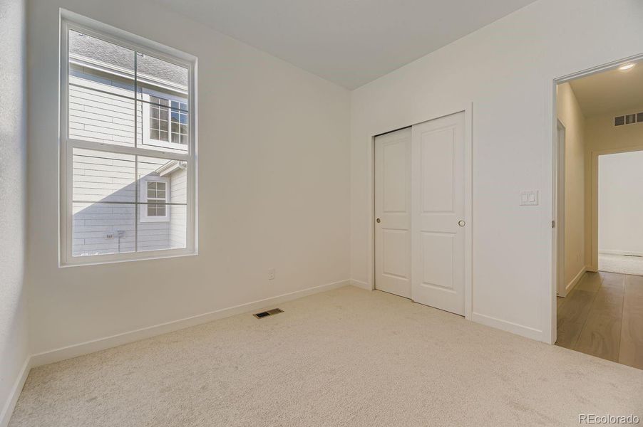 Spacious, unfurnished interior of a new home in Independence: The Pioneer Collection, Elizabeth (Image 12).