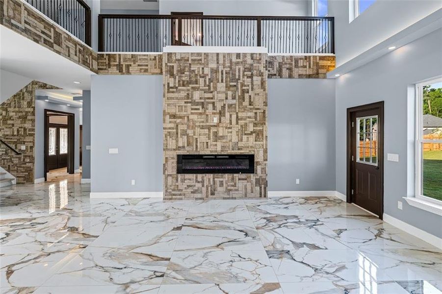 Spacious, unfurnished interior of a new home in , Grayson (Image 20).