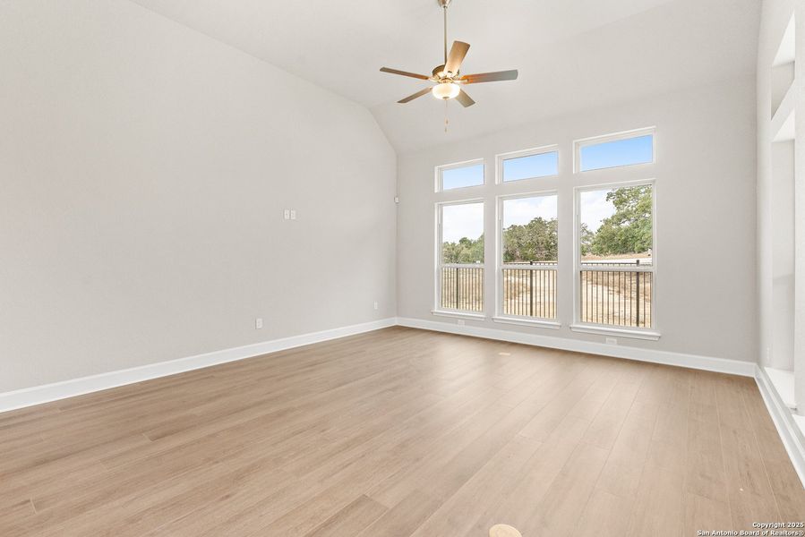 Spacious, unfurnished interior of a new home in Ventana, Bulverde (Image 21). Spacious, unfurnished interior of a new home in Ventana, Bulverde (Image 21).
