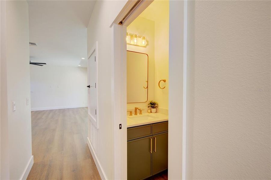 Spacious, unfurnished interior of a new home in , Mount Dora (Image 37).