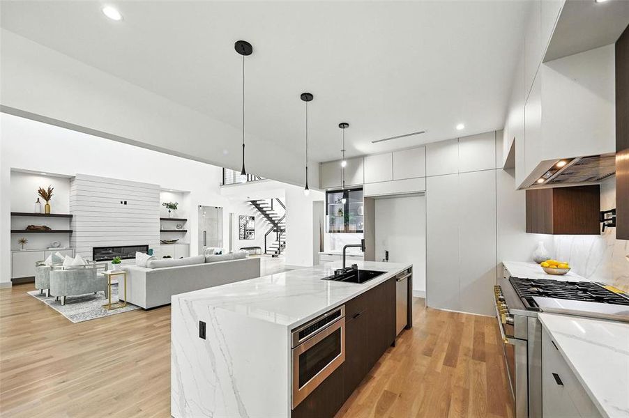 Furnished interior view inside a new home in , Dallas (Image 20).