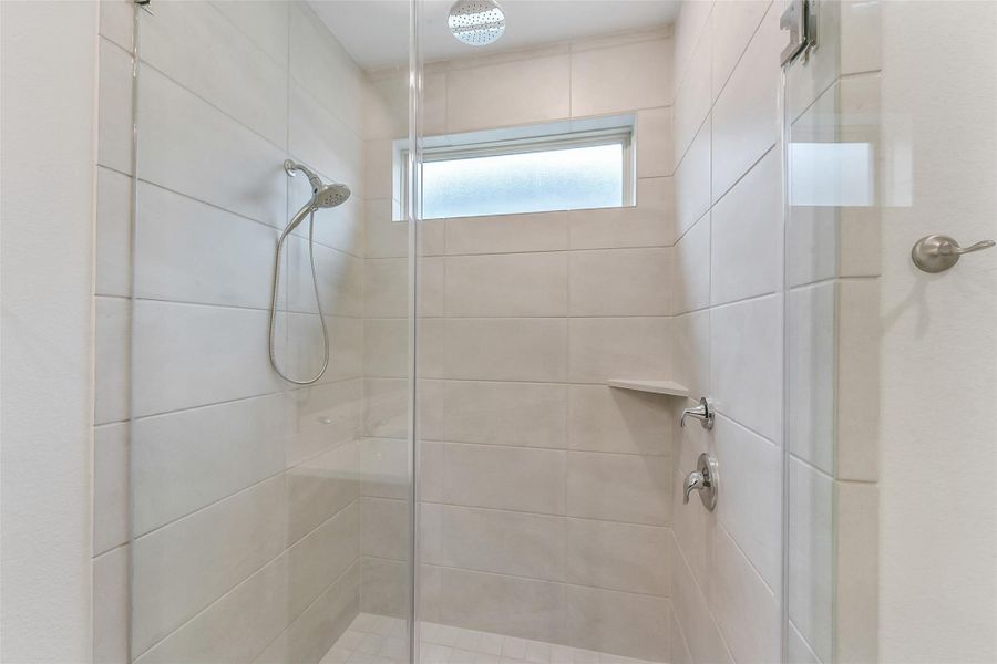 Close-up of interior finishes inside a home in Anderson Lakes, Houston (Image 19).