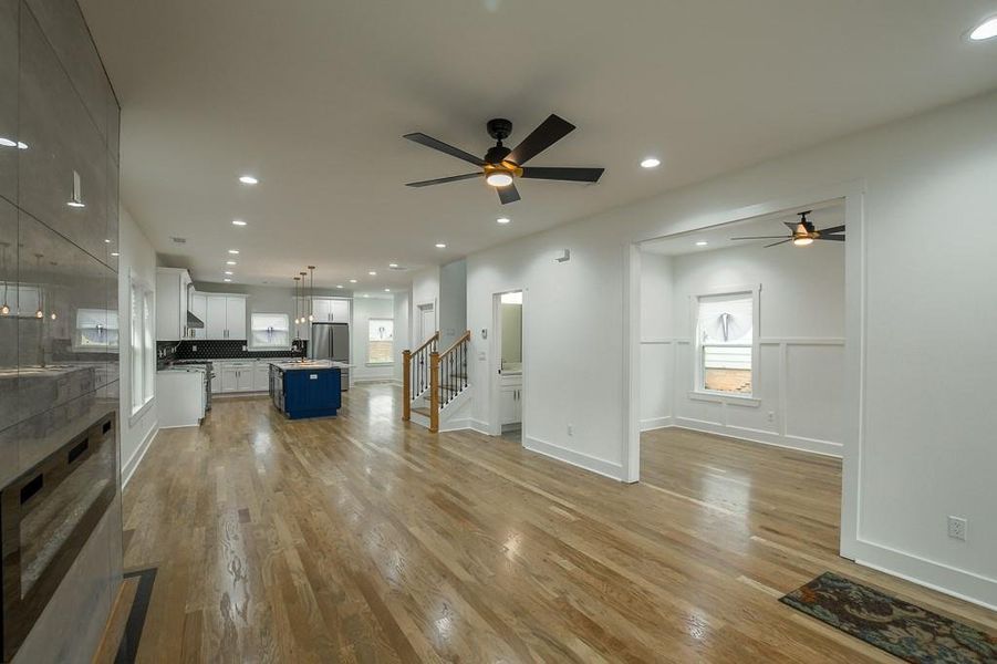Spacious, unfurnished interior of a new home in , Atlanta (Image 29).