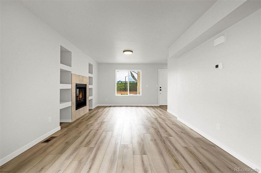Spacious, unfurnished interior of a new home in , Colorado Springs (Image 29).