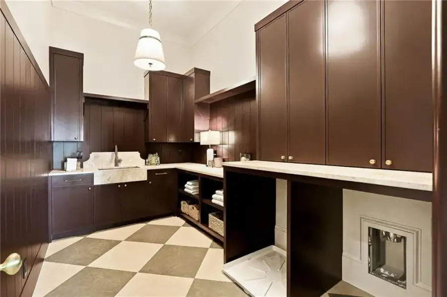 Furnished interior view inside a new home in , Atlanta (Image 17).