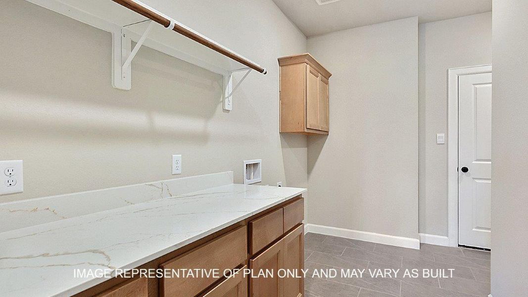 Furnished interior view inside a new home in Wellborn Settlement, College Station (Image 8).