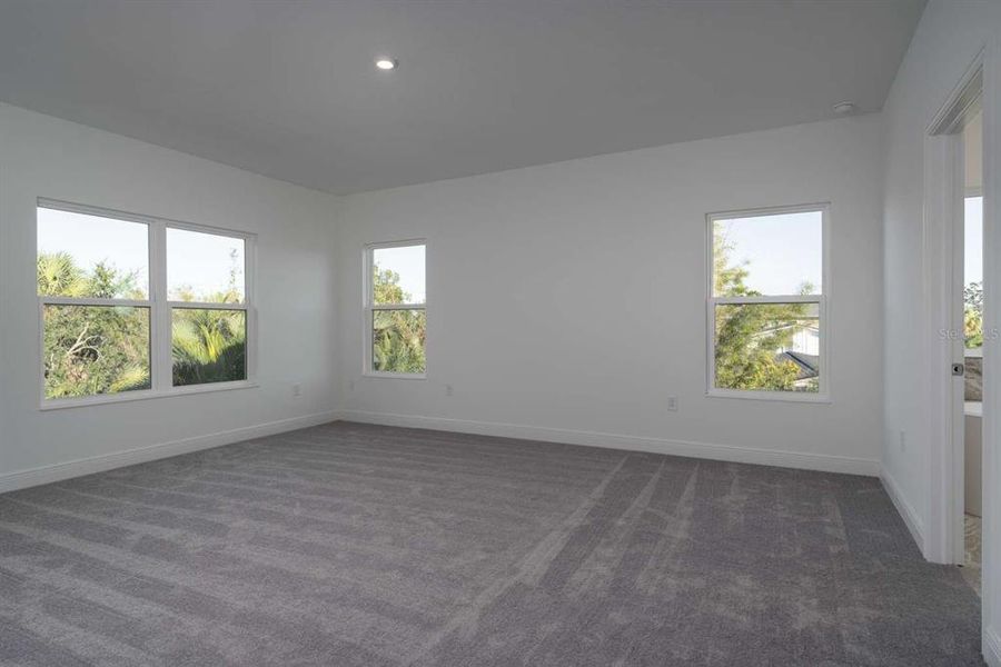 Spacious, unfurnished interior of a new home in , St. Petersburg (Image 25). Spacious, unfurnished interior of a new home in , St. Petersburg (Image 25).