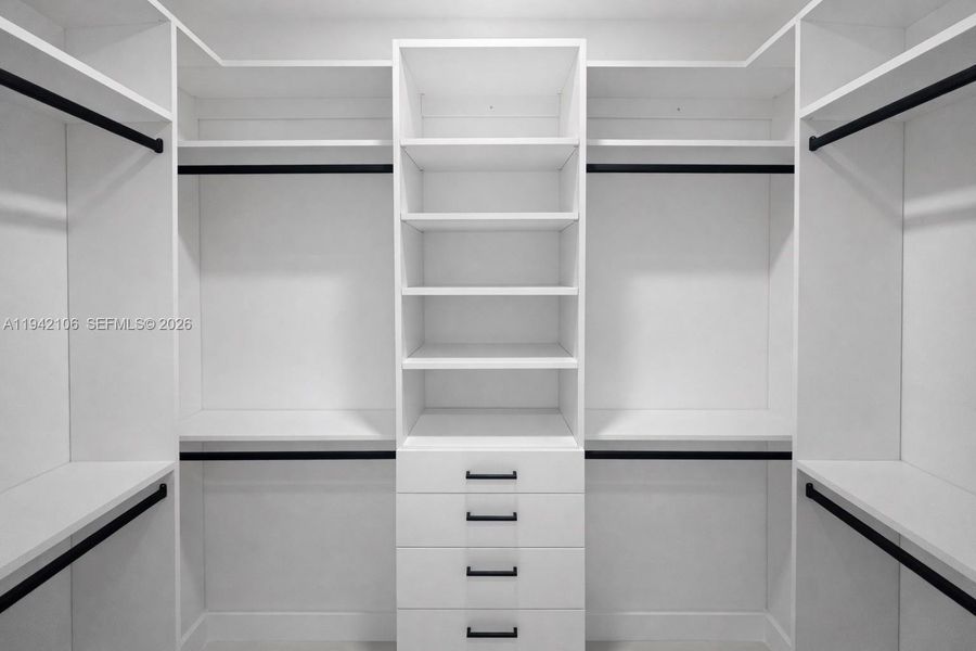 Furnished interior view inside a new home in , Cape Coral (Image 4).