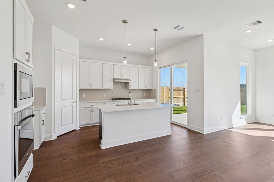 Furnished interior view inside a new home in Winfrey Estates, Tomball (Image 5).