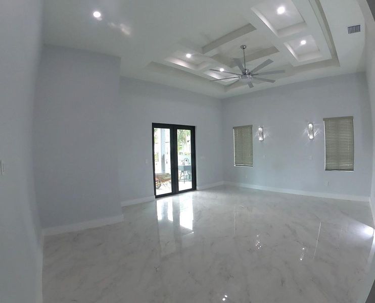 Spacious, unfurnished interior of a new home in , Davie (Image 32).