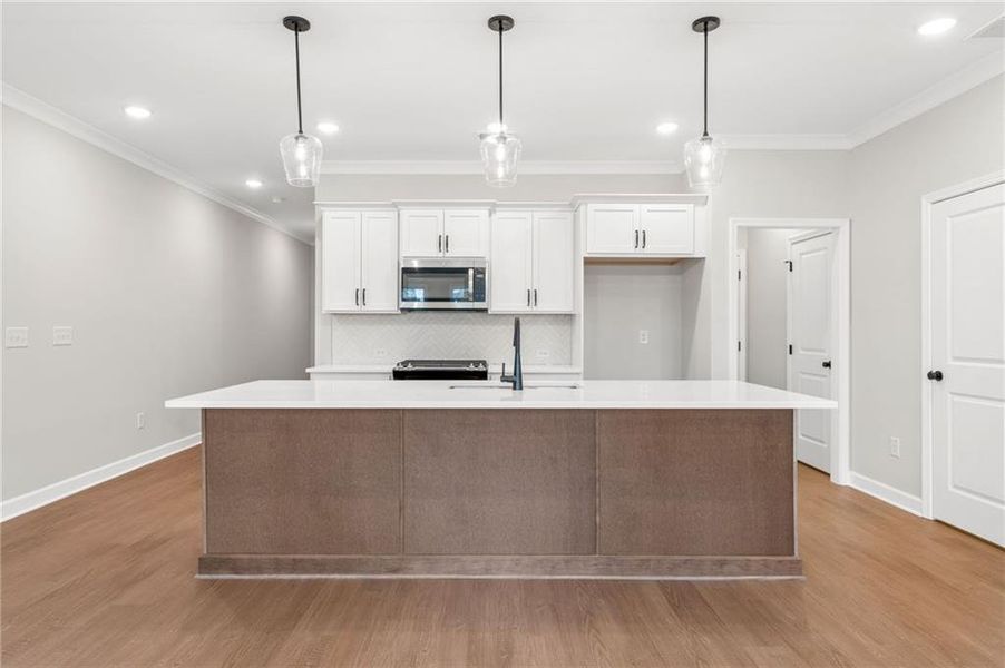 Furnished interior view inside a new home in Cherokee Township, Acworth (Image 4).