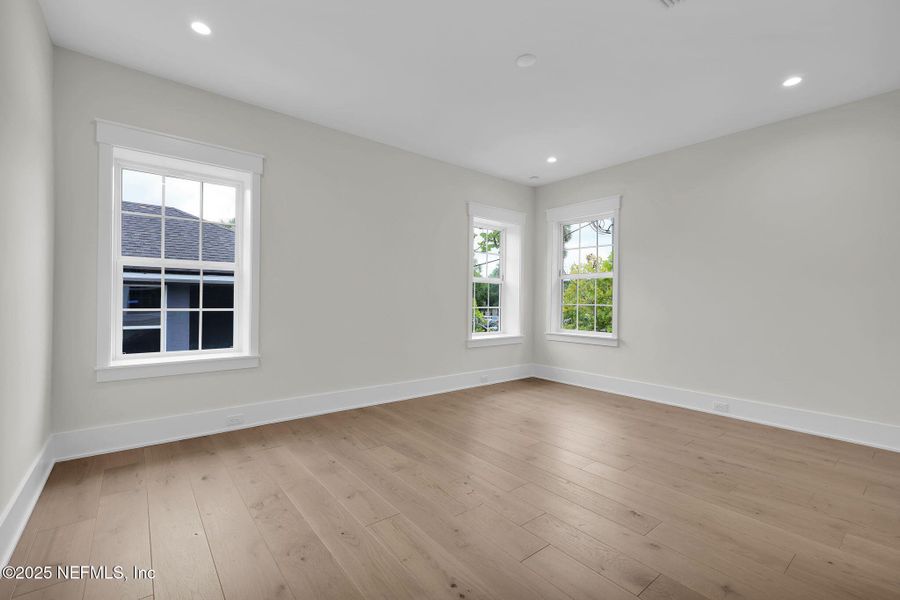 Spacious, unfurnished interior of a new home in , Atlantic Beach (Image 30). Spacious, unfurnished interior of a new home in , Atlantic Beach (Image 30).