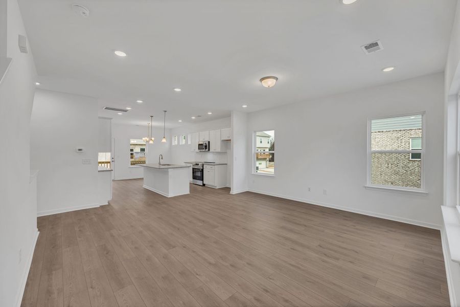 Spacious, unfurnished interior of a new home in Sweetbriar Place, Lebanon (Image 16). Spacious, unfurnished interior of a new home in Sweetbriar Place, Lebanon (Image 16).