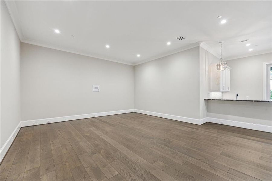 Downstairs Game Room with room for golf simulator and pool table