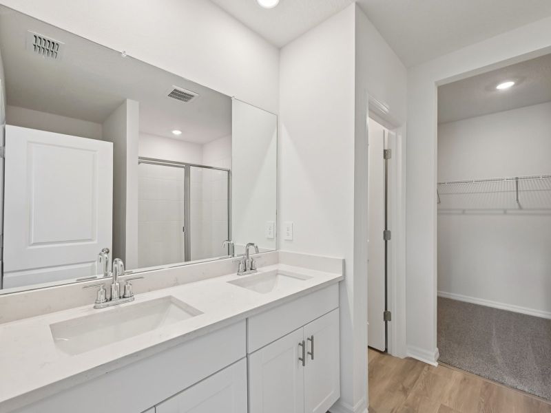 Furnished interior view inside a new home in Hilltop Vistas, Dade City (Image 6).
