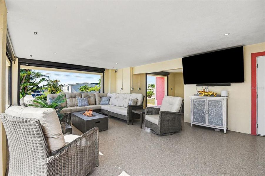 Furnished interior view inside a new home in , Punta Gorda (Image 4).