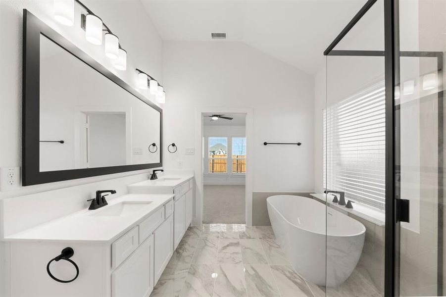 Furnished interior view inside a new home in Edgewood Creek, Celina (Image 9). Furnished interior view inside a new home in Edgewood Creek, Celina (Image 9).