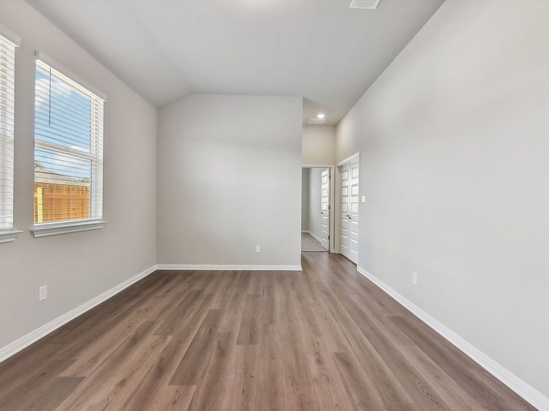 Spacious, unfurnished interior of a new home in Opal Meadows, Kyle (Image 14).