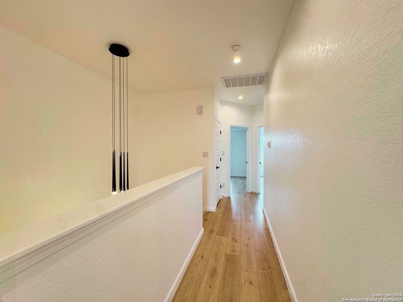 Spacious, unfurnished interior of a new home in , San Antonio (Image 11).