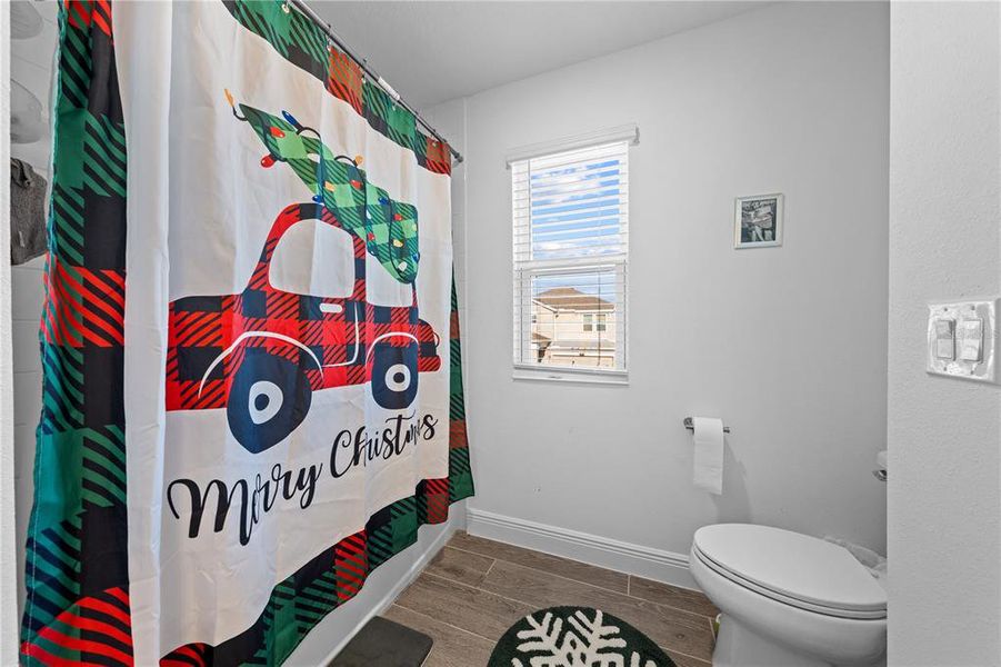 Furnished interior view inside a new home in , St. Cloud (Image 40).