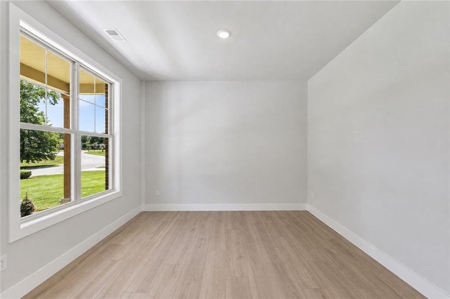 Spacious, unfurnished interior of a new home in Patillo Manor, Stockbridge (Image 10). Spacious, unfurnished interior of a new home in Patillo Manor, Stockbridge (Image 10).