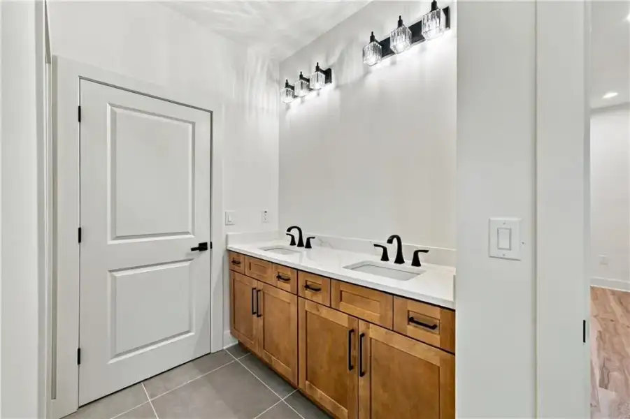 Furnished interior view inside a new home in , Atlanta (Image 10).