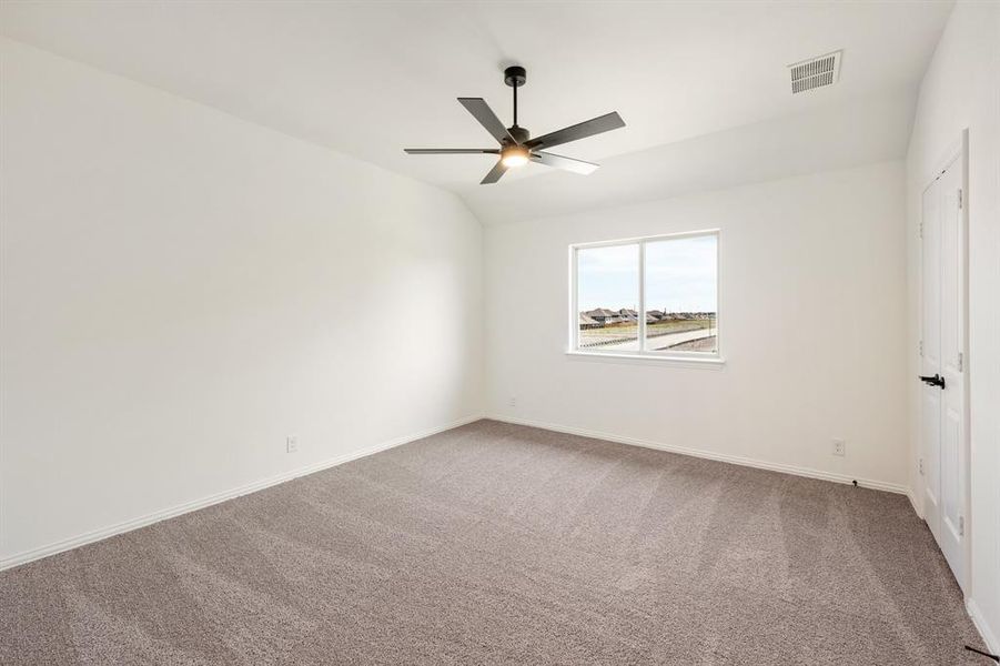 Spacious, unfurnished interior of a new home in Bear Creek Classic 60, Lavon (Image 18). Spacious, unfurnished interior of a new home in Bear Creek Classic 60, Lavon (Image 18).