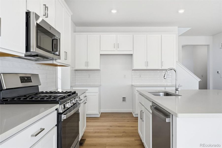 16468 W 92nd Place ~ Ready Now