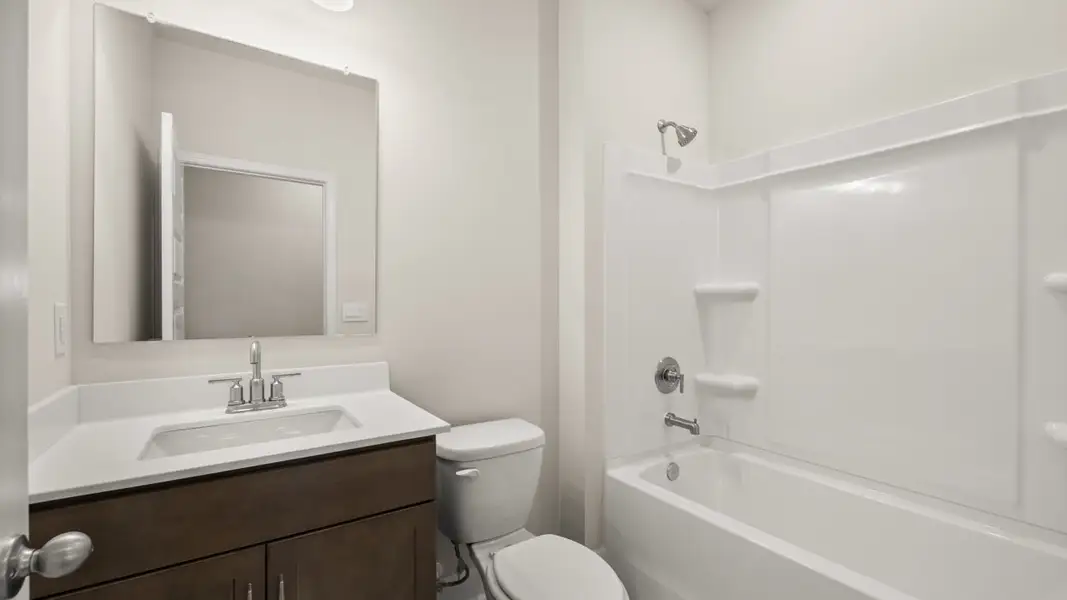 Representative furnished interior of a home built from the Hampshire by D.R. Horton in Heritage Pointe, Senoia (Image 12).