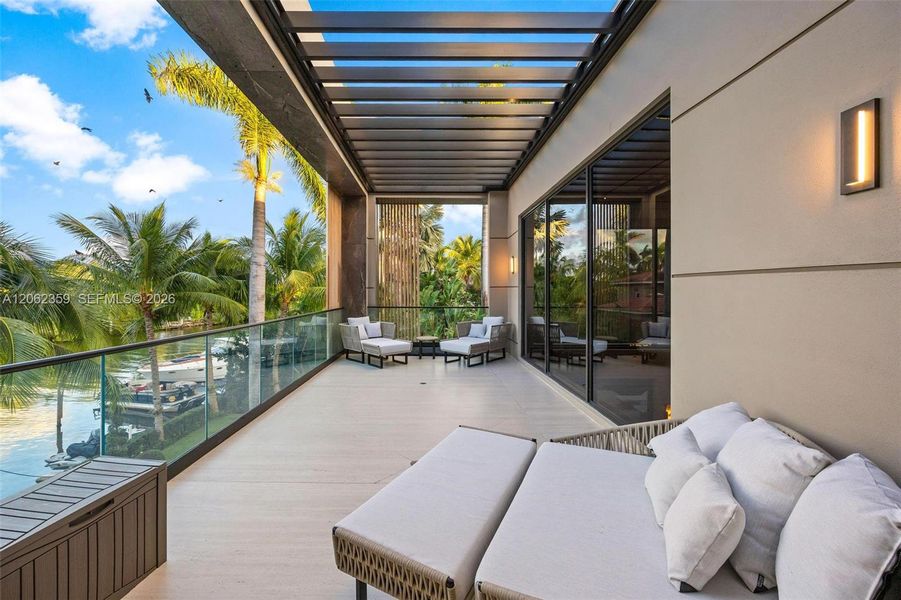 Master Balcony Master Balcony