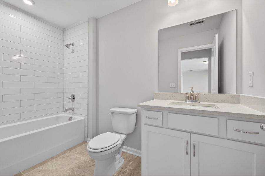Representative furnished interior of a home built from the Dempsey by Pulte Homes in Hamilton Place, Cartersville (Image 41).