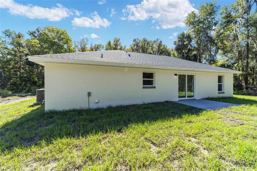 Exterior details and patio area of a home in , Ocala (Image 17).