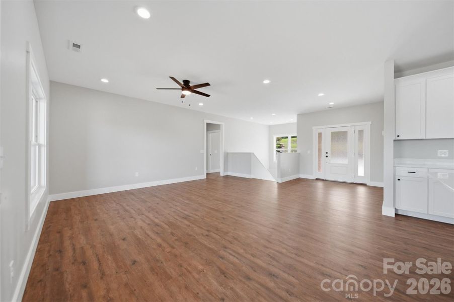Spacious, unfurnished interior of a new home in , Lenoir (Image 40).