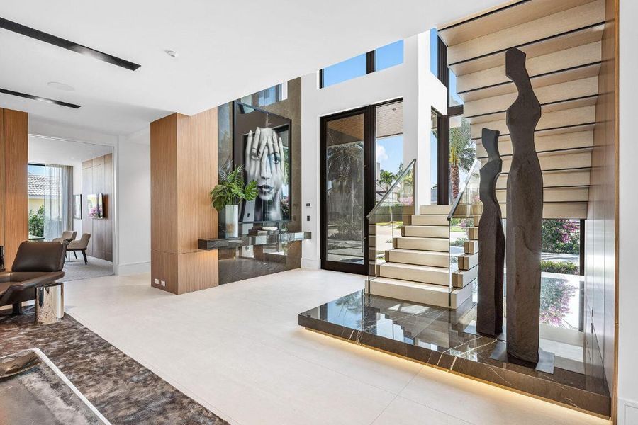 2172_West_Maya_Palm_Drive_05