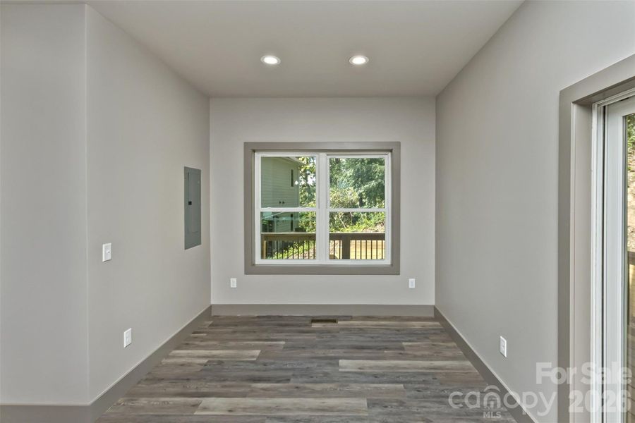 Spacious, unfurnished interior of a new home in , Asheville (Image 18).