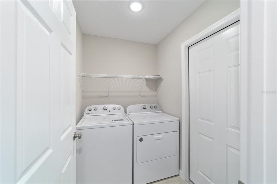 Furnished interior view inside a new home in , Ocklawaha (Image 8).