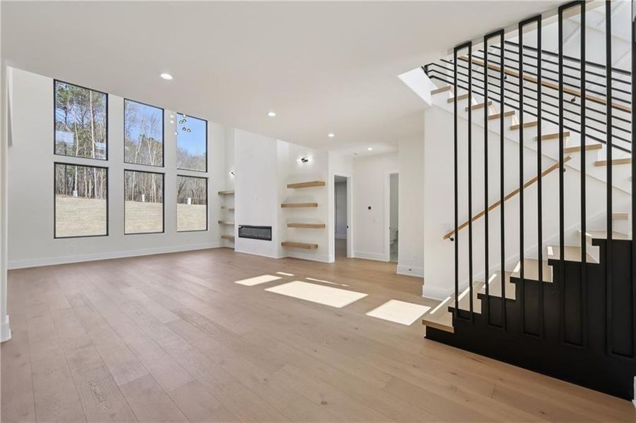 Spacious, unfurnished interior of a new home in , Auburn (Image 57).