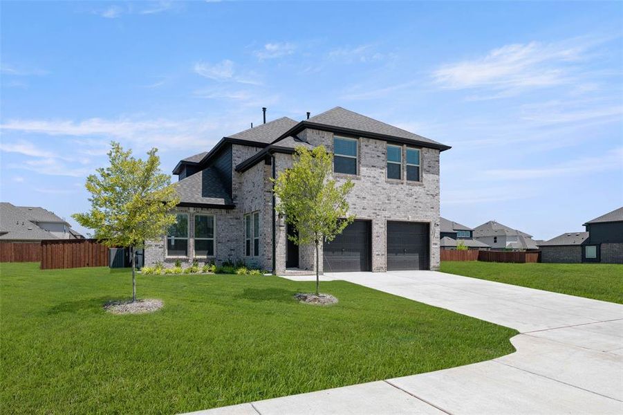 3739 Ironewood- Front-2