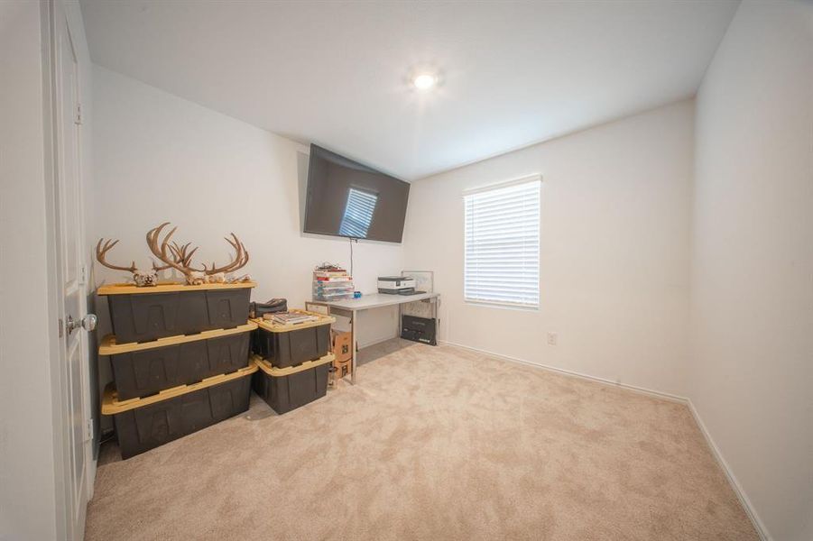 Image 27 of a home in .