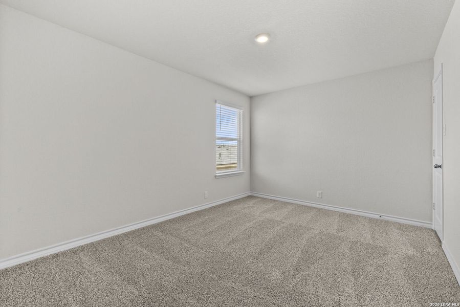 Spacious, unfurnished interior of a new home in Redbird Ranch, San Antonio (Image 22).