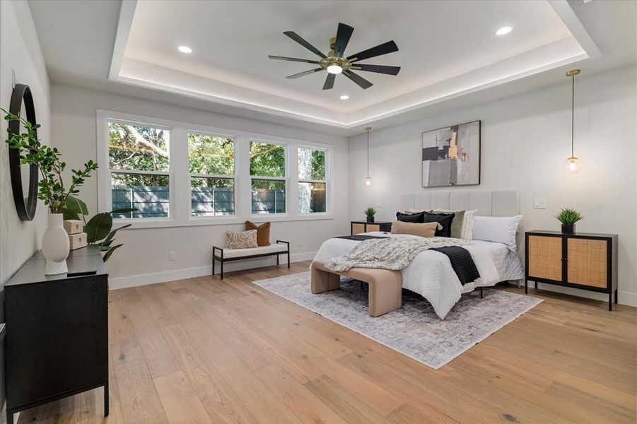 Furnished interior view inside a new home in , Southlake (Image 16).